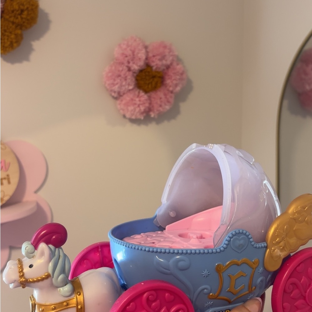 Little people horse and carriage